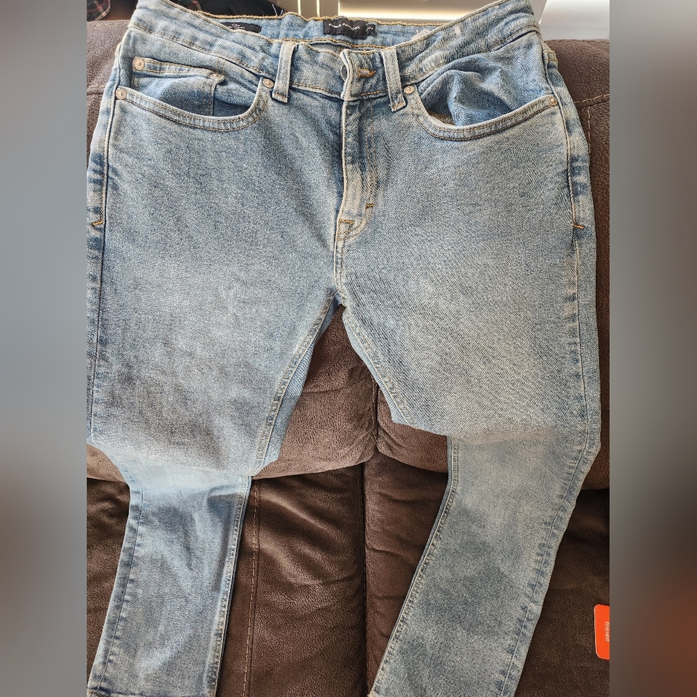 SOLD***28×32 frank and oak jeans Dylan slim